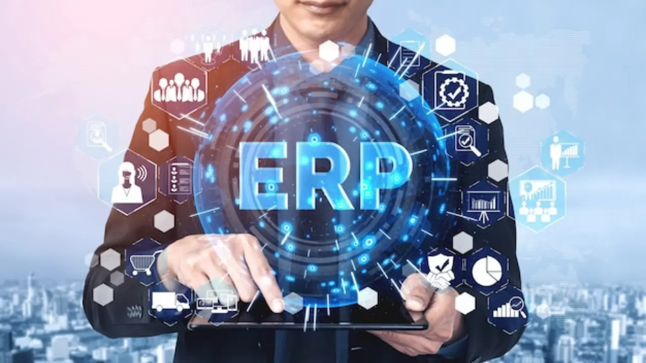 10 Best ERP for Service Companies to Boost Efficiency & Growth